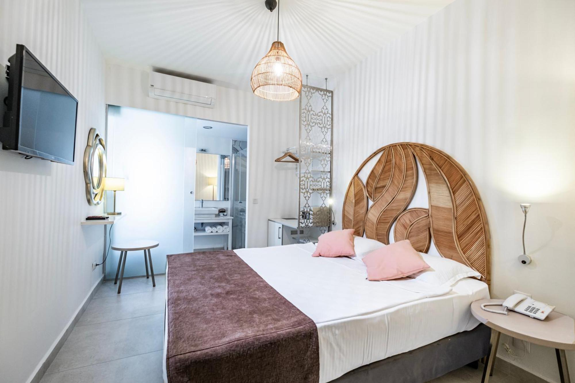 Babana Hotel โกลเติร์กบูคู ภายนอก รูปภาพ